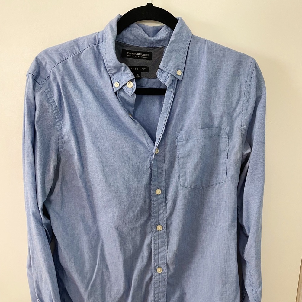 Banana Republic Camden Fit Men’s Button Down - Small